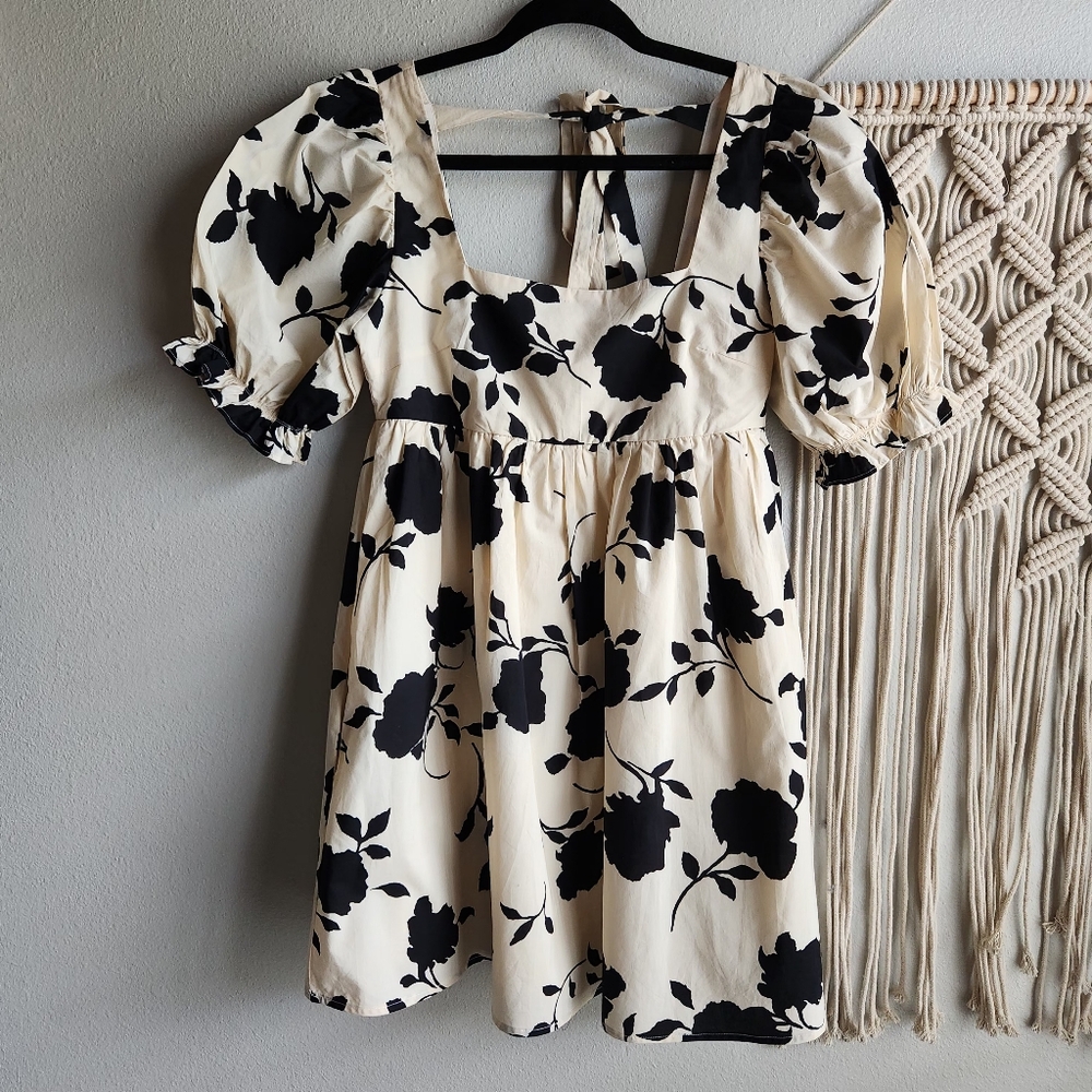 Sofie‎ the Label Black Floral Midi Dress | Size Small | Puff Sleeves Square Neck